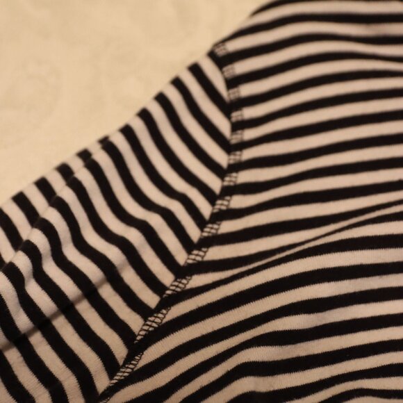 Eddie Bauer Black and White Stripped hoodie Size 2XL - Picture 13 of 13